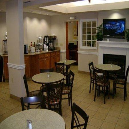La Quinta By Wyndham Jackson Airport Hotel Pearl Exterior photo